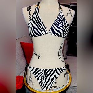 Extremely Sexy VIX 2 piece bikini from Neiman Marcus